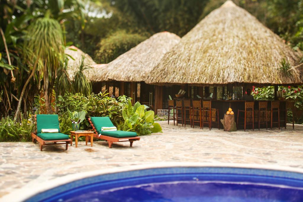 The Lodge & Spa At Pico Bonito El Pino Exterior foto