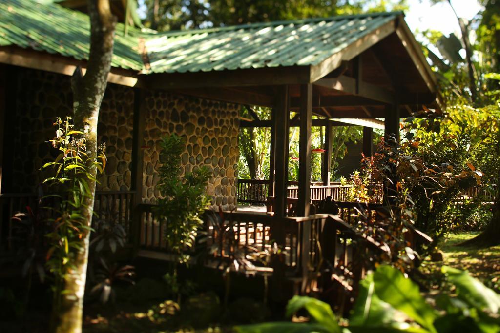 The Lodge & Spa At Pico Bonito El Pino Exterior foto