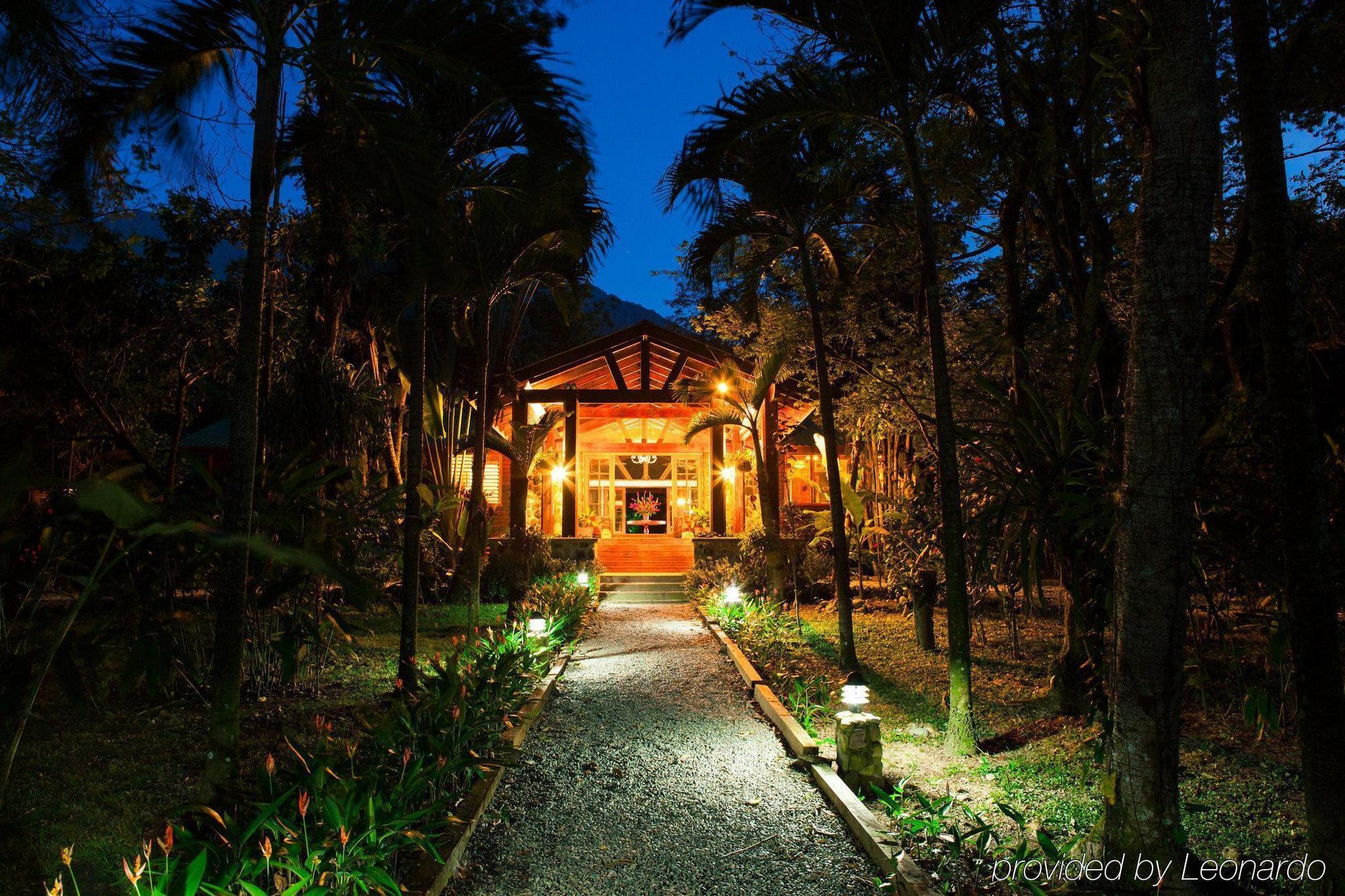 The Lodge & Spa At Pico Bonito El Pino Exterior foto